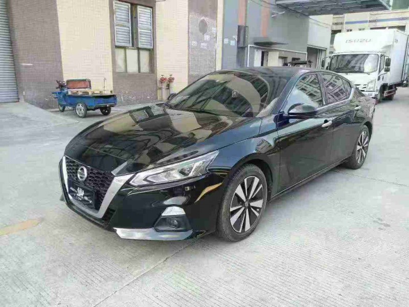 东莞22年日产天籁2