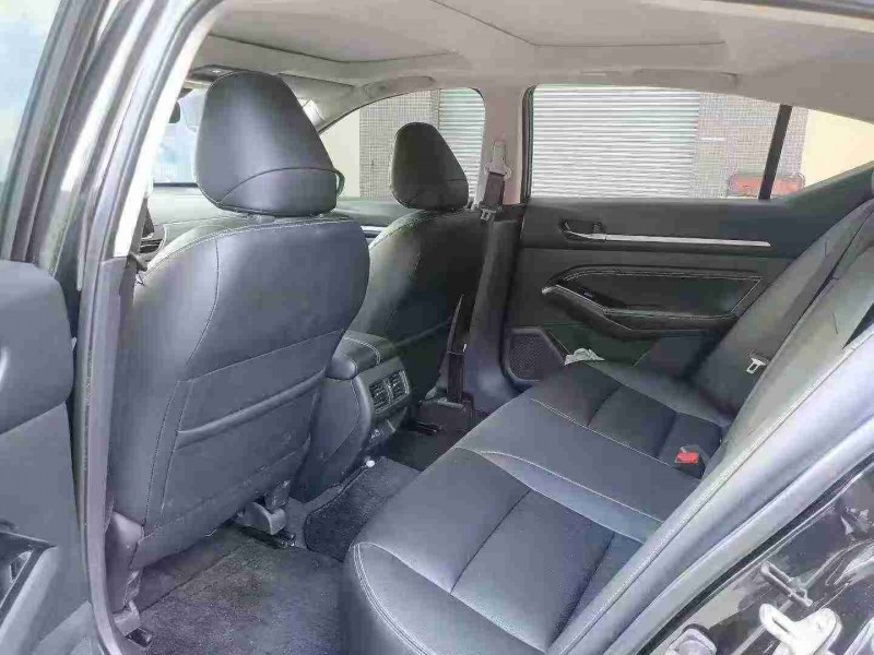 东莞22年日产天籁6