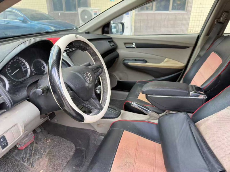 东莞13年本田锋范4