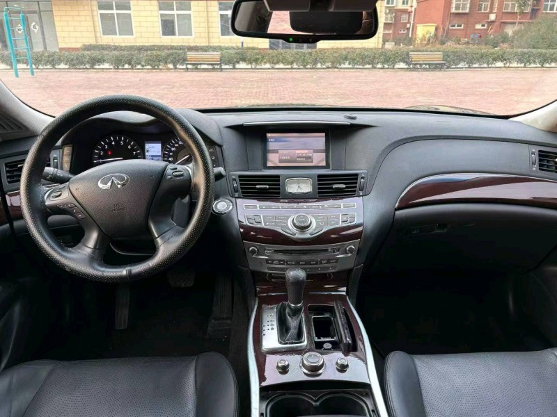 枣庄15年英菲尼迪Q709