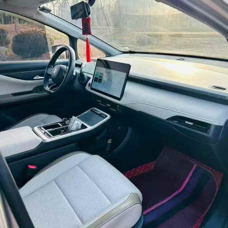 济南23年合创汽车Z035