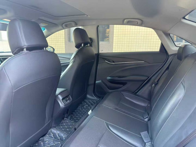 东莞21年别克英朗6