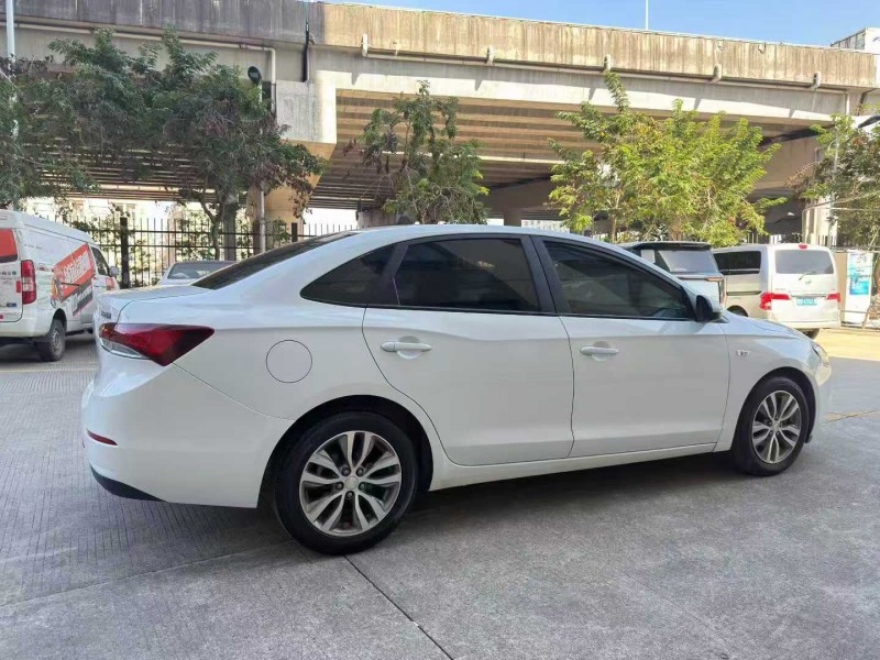 东莞21年别克英朗7