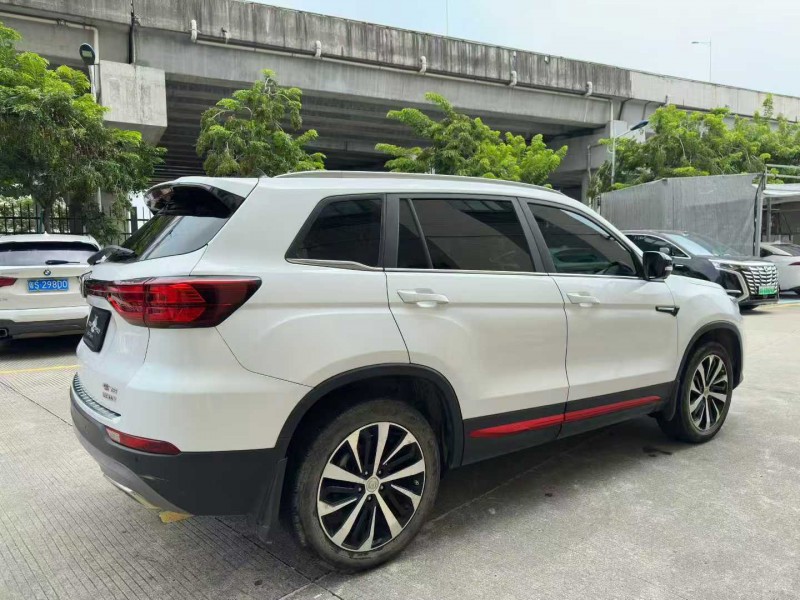 东莞22年长安汽车CS757