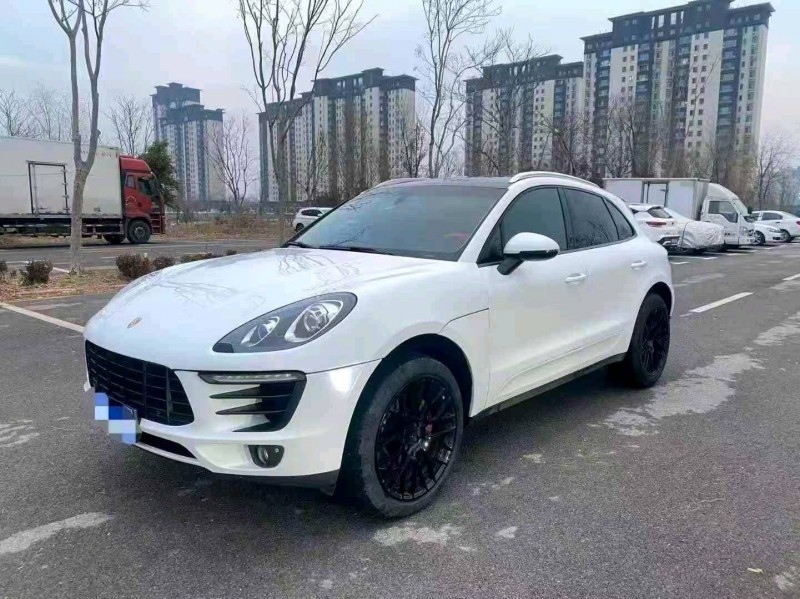 东营17年保时捷Macan2