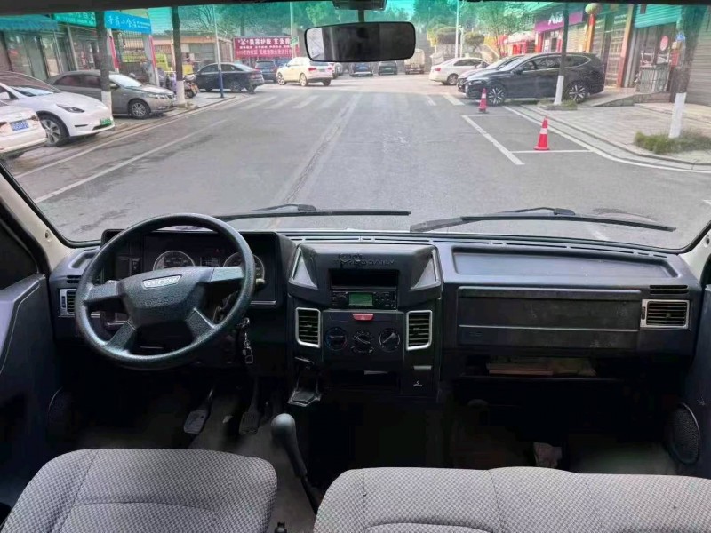 长沙20年依维柯得意5