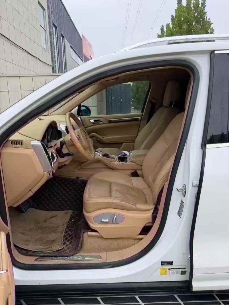 枣庄14年保时捷卡宴4