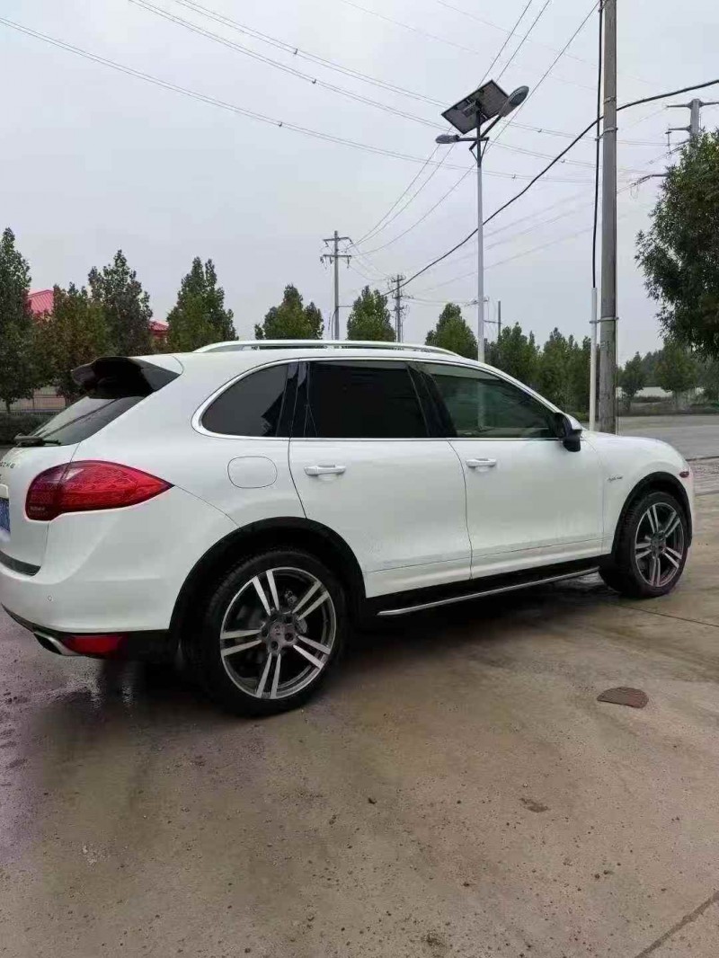 枣庄14年保时捷卡宴8