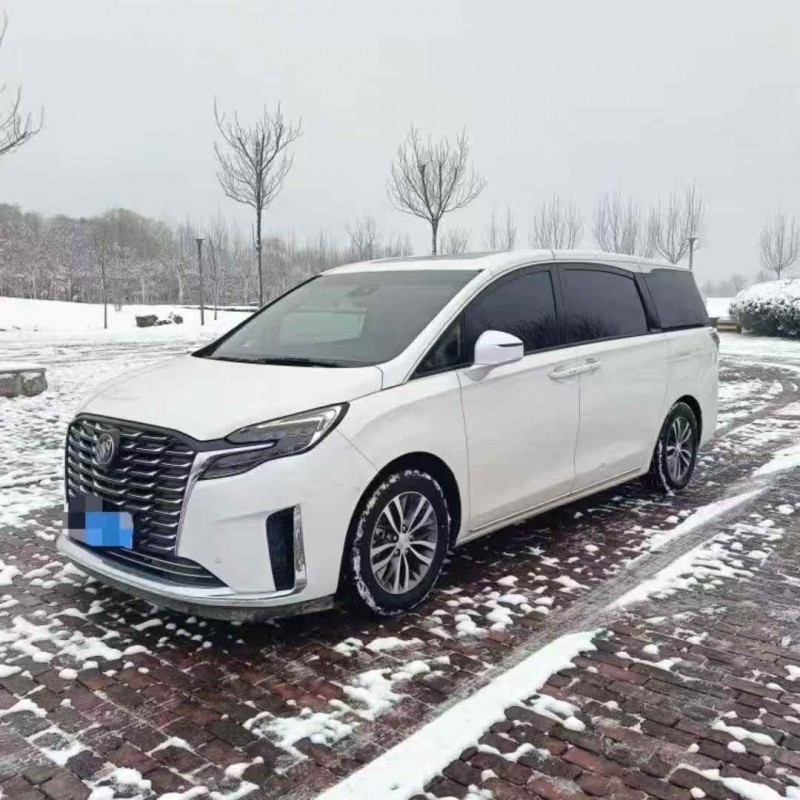 济宁23年别克GL82