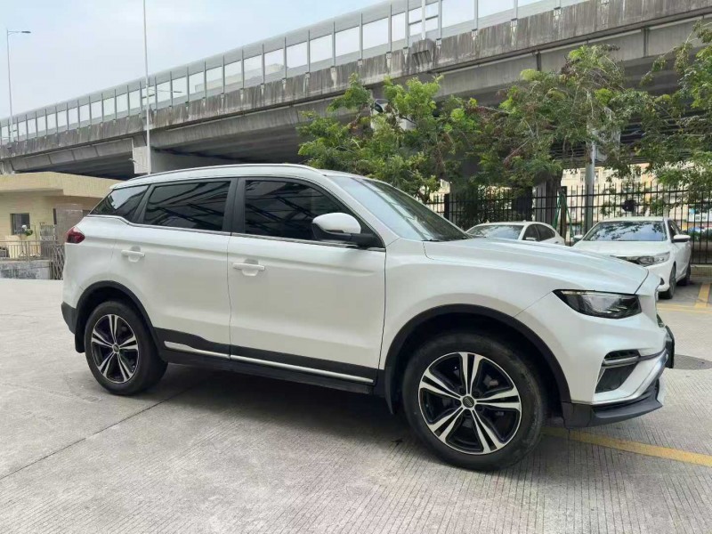 东莞22年吉利博越3