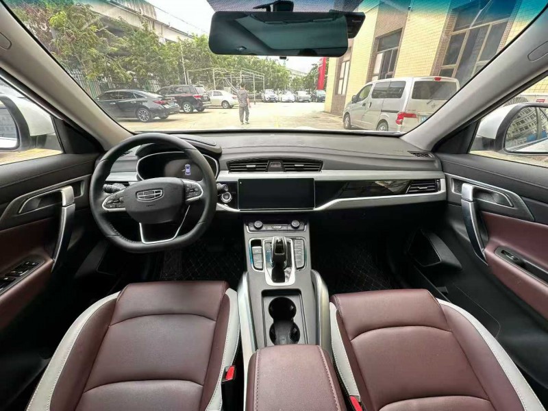 东莞22年吉利博越5