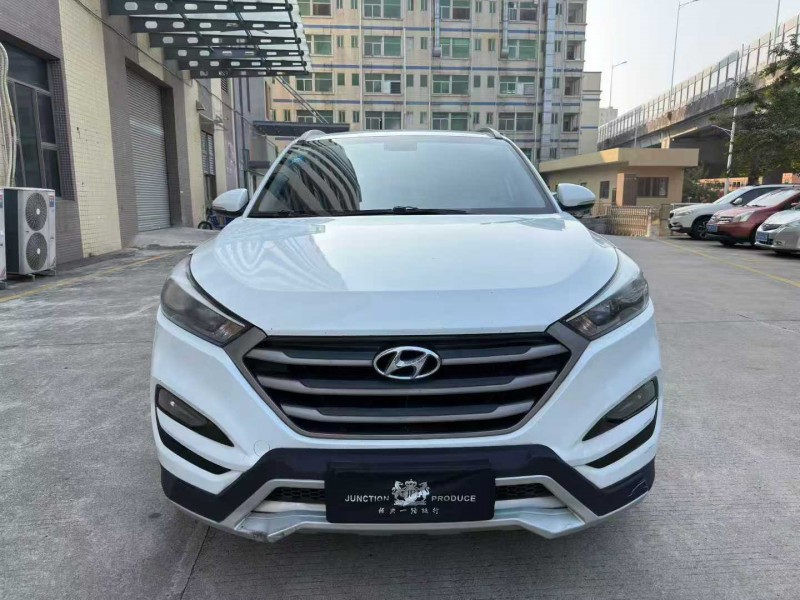 东莞18年现代途胜1