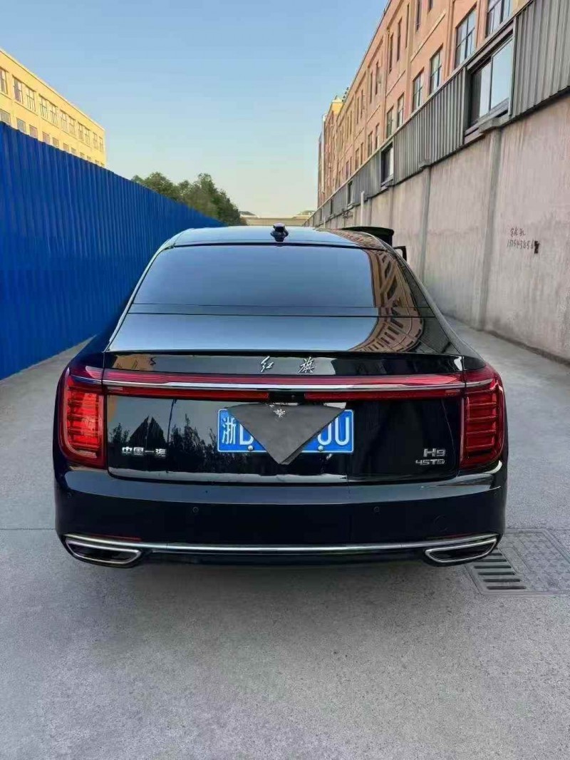 嘉兴22年红旗H99