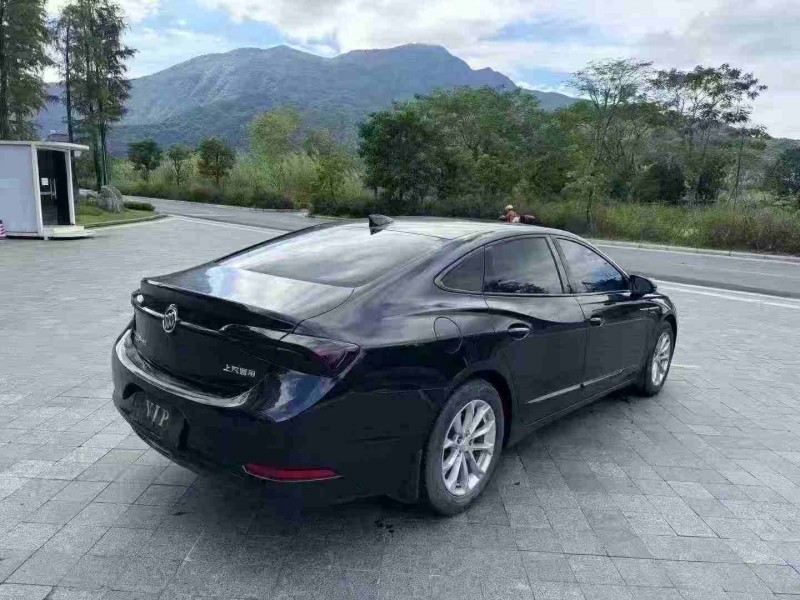 广州21年别克君越7