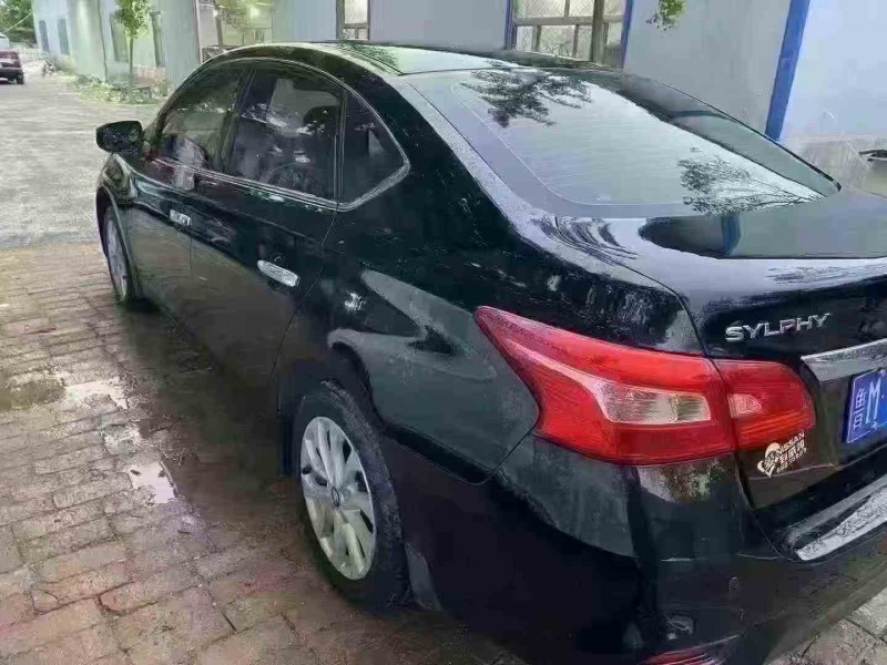 潍坊19年日产轩逸8