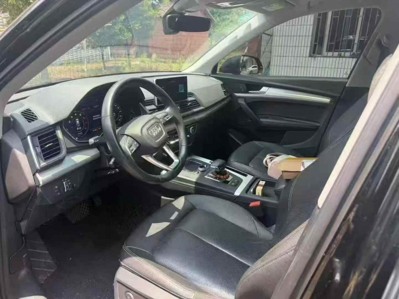 新余20年奥迪Q56