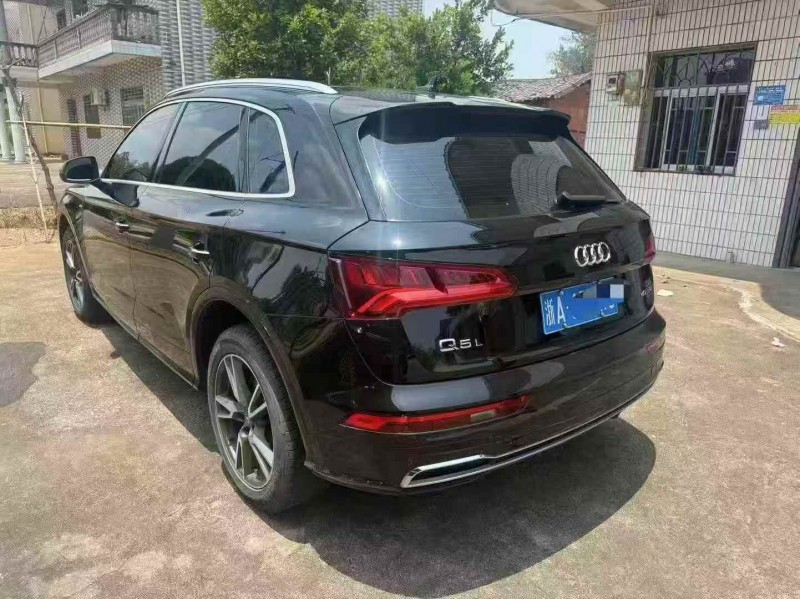 新余20年奥迪Q57