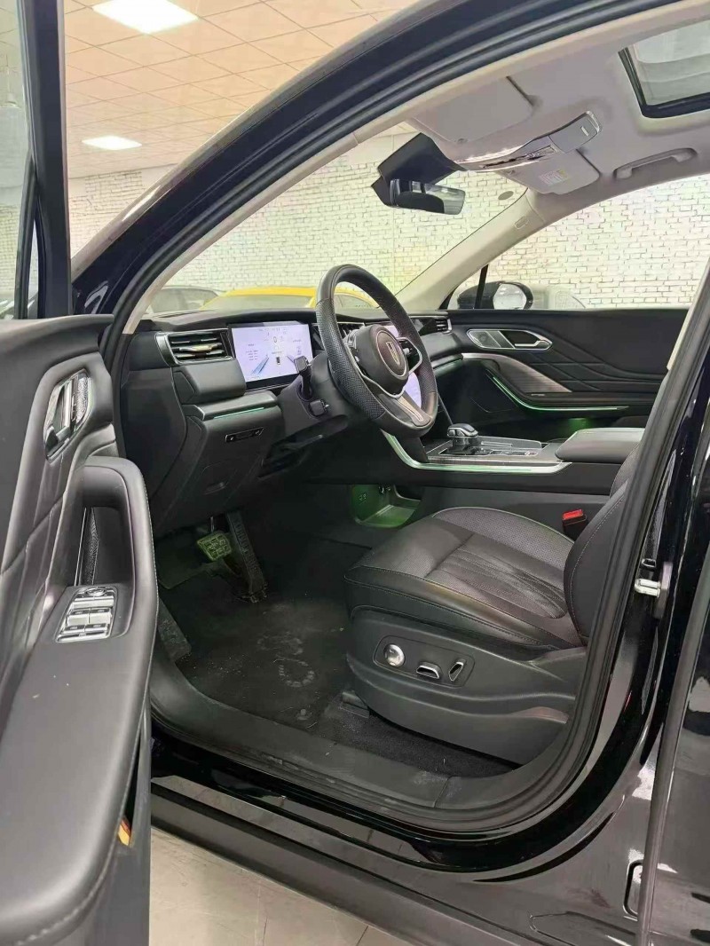 张家口25年红旗HS55