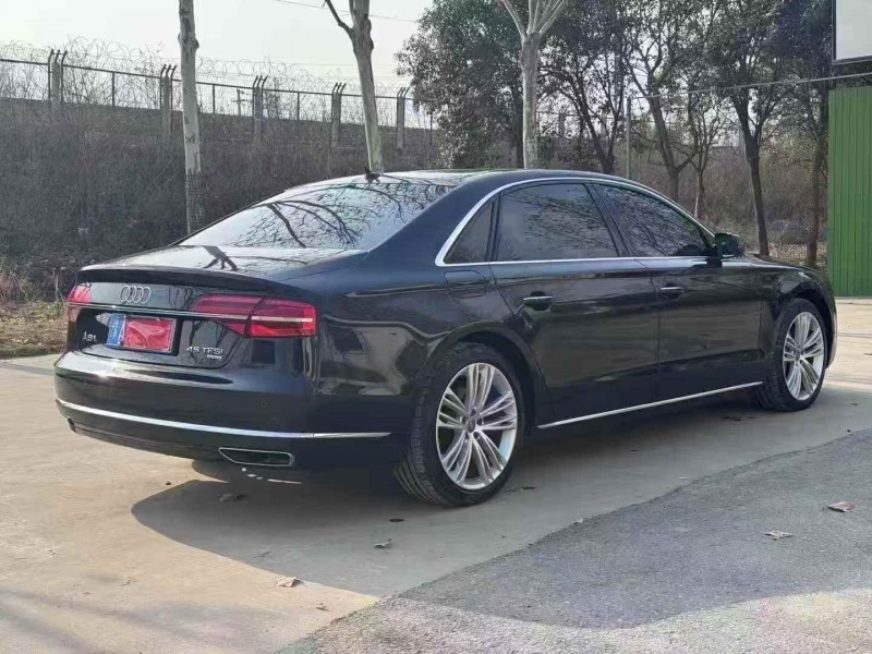 平顶山17年奥迪A8L5