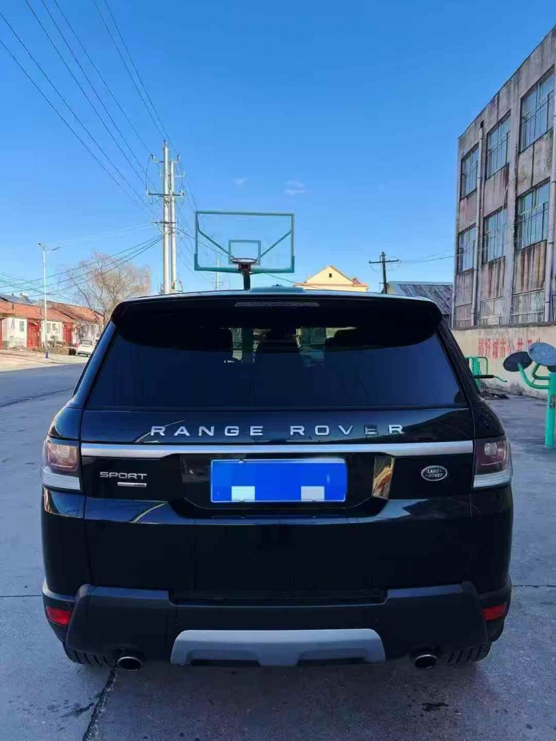 淄博15年路虎揽胜运动9