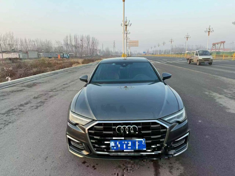 济宁23年奥迪A6L1