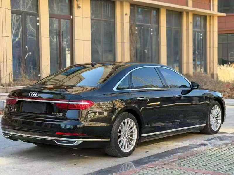 淄博21年奥迪A8L6