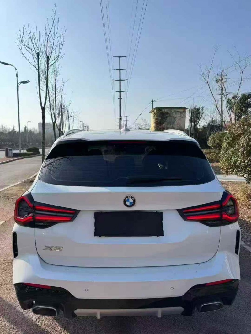 济宁22年宝马X38