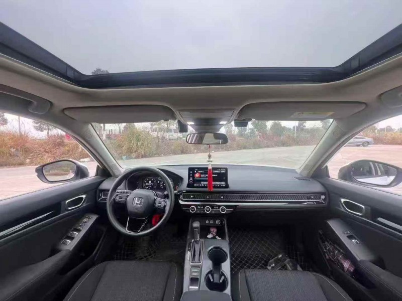 常德23年本田思域4