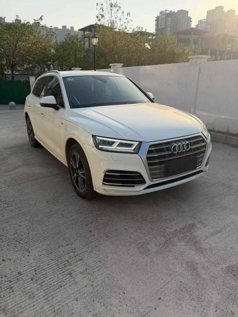 吉安21年奥迪Q52