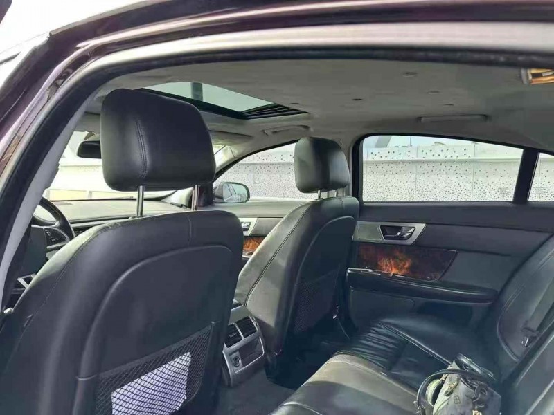 长治15年捷豹XF6