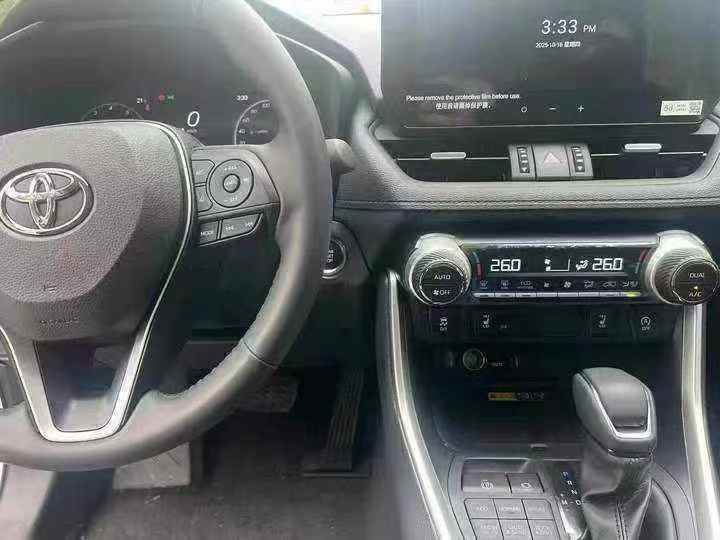 平顶山25年丰田RAV4荣放4