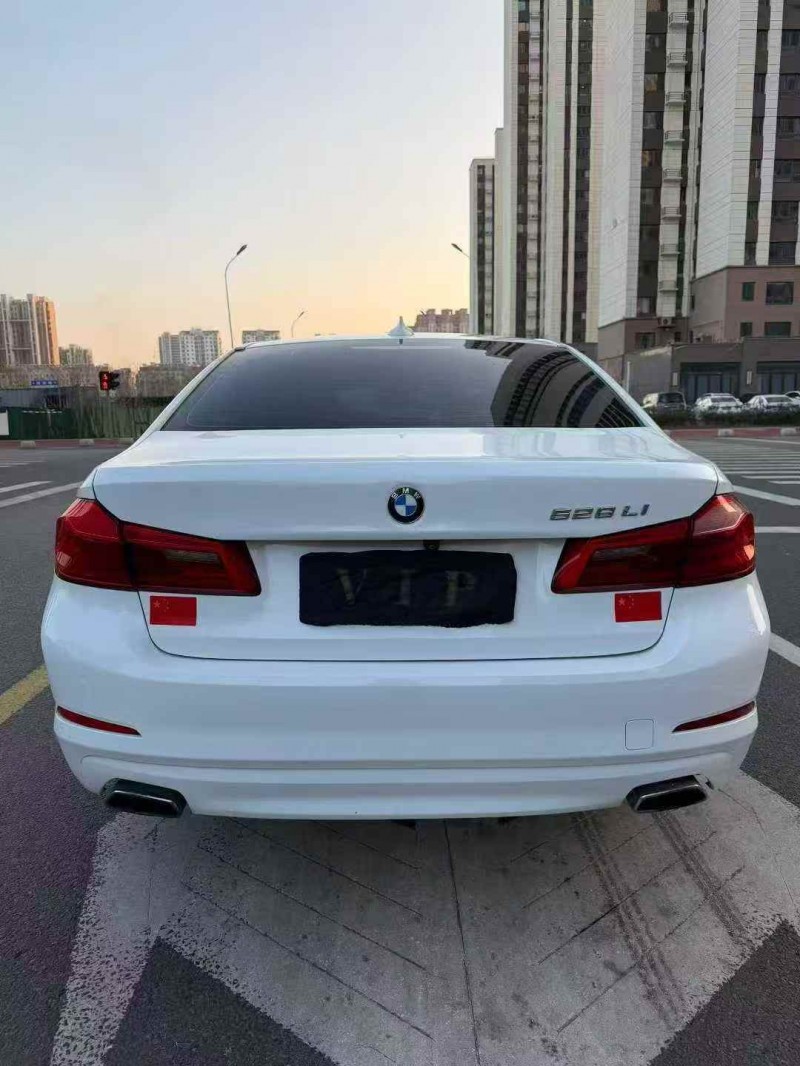 枣庄17年宝马5系8