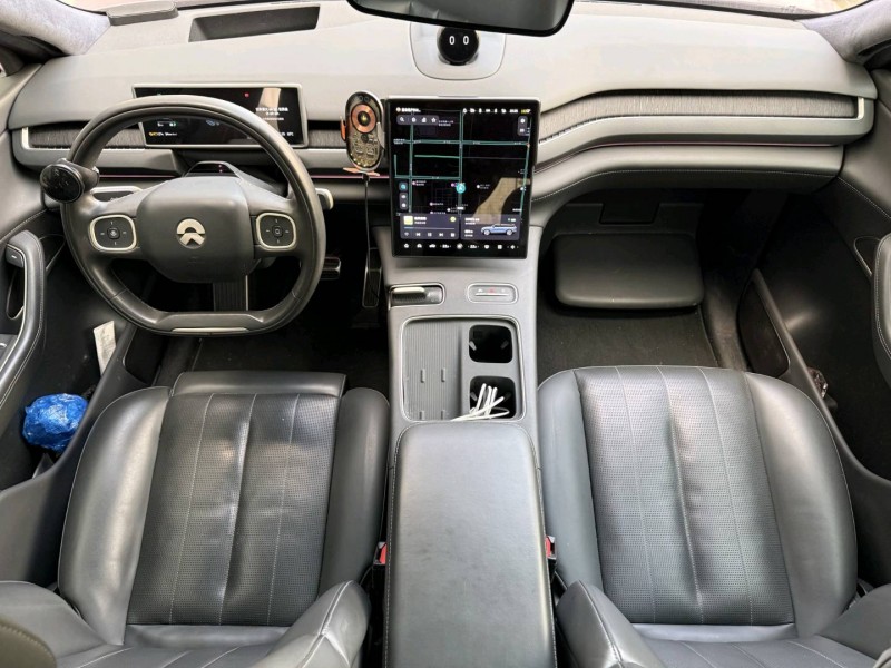 济宁24年蔚来ES84