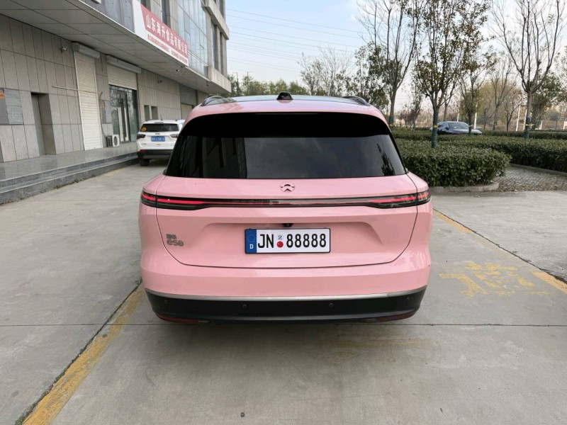 济宁24年蔚来ES89