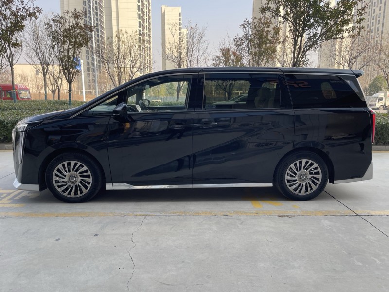 济宁23年传祺M8/GM88