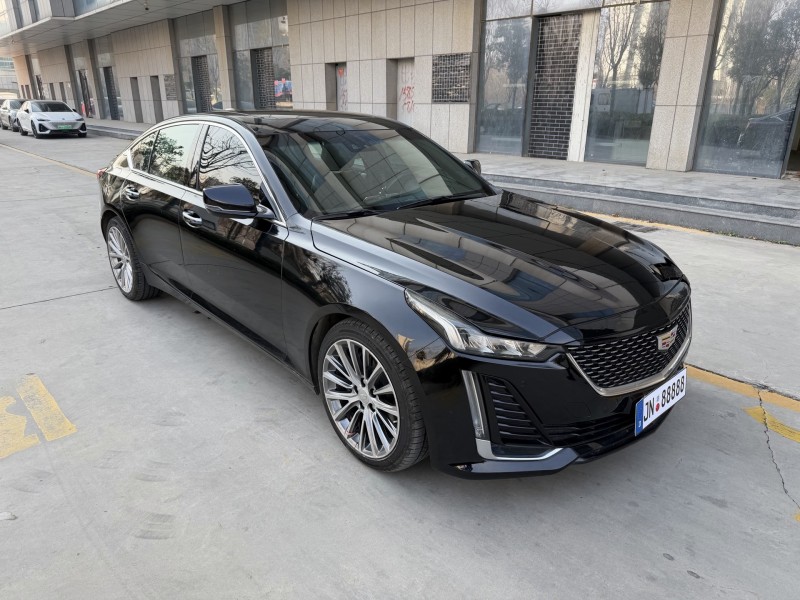 济宁21年凯迪拉克CT54