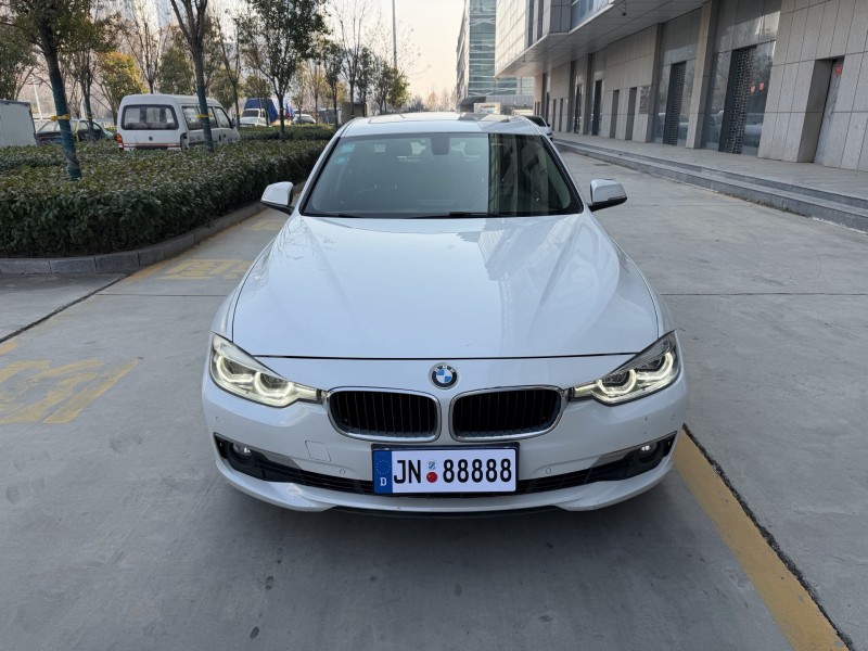 济宁17年宝马3系1
