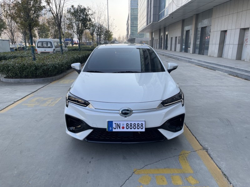 济宁24年传祺埃安S1