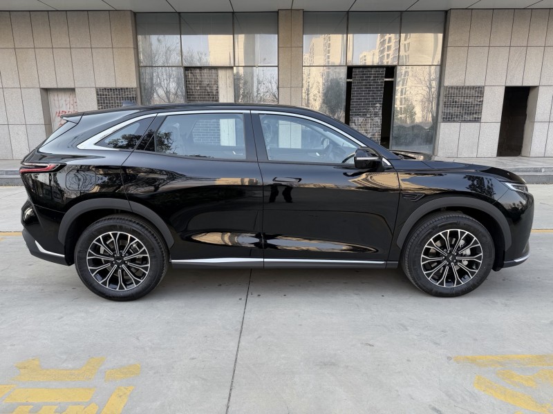 济宁25年凯翼昆仑7