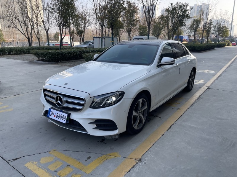 济宁19年奔驰E9