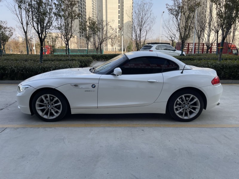 济宁17年宝马Z49