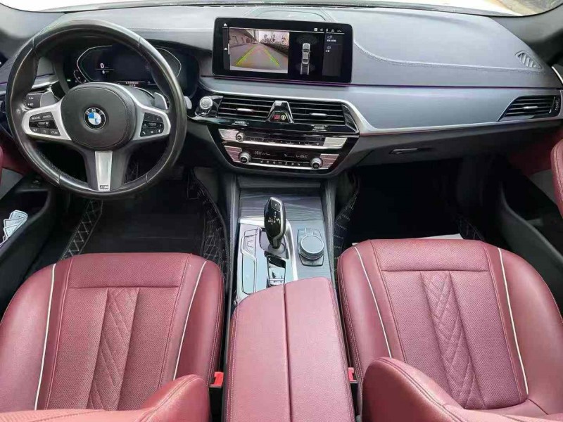 济宁22年宝马5系7