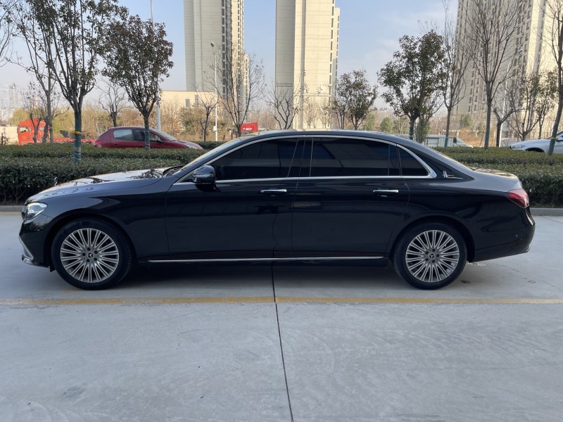 济宁20年奔驰E9