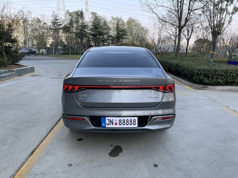 济宁24年比亚迪秦9