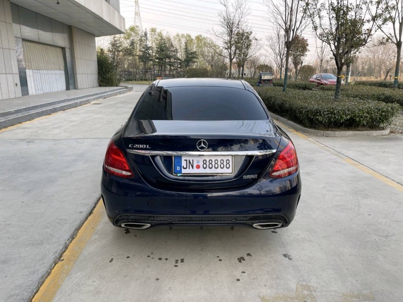 济宁18年奔驰C8