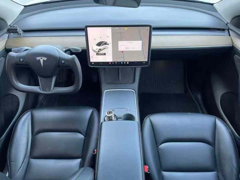 济宁21年特斯拉MODEL Y4