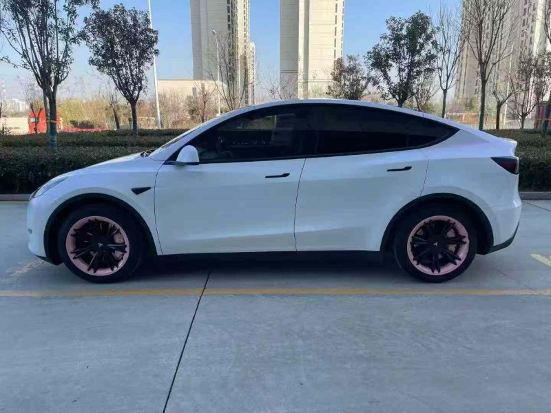 济宁21年特斯拉MODEL Y7