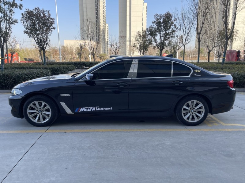 济宁13年宝马5系9