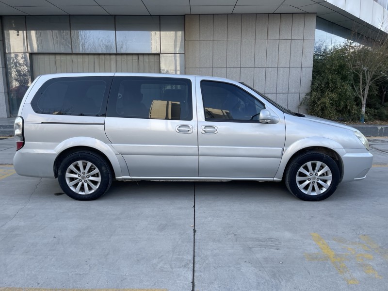 济宁15年别克GL87