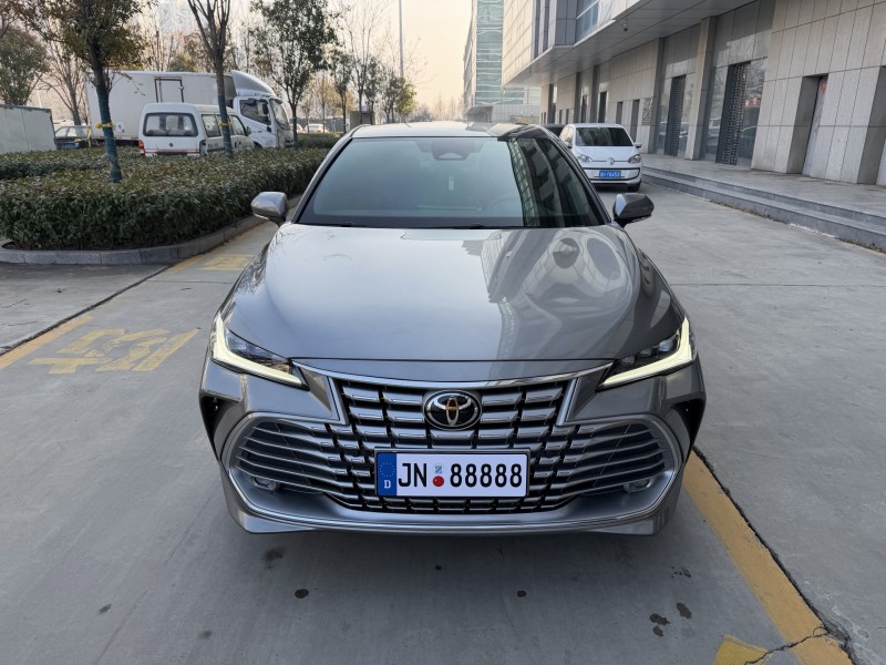 济宁24年丰田亚洲龙1